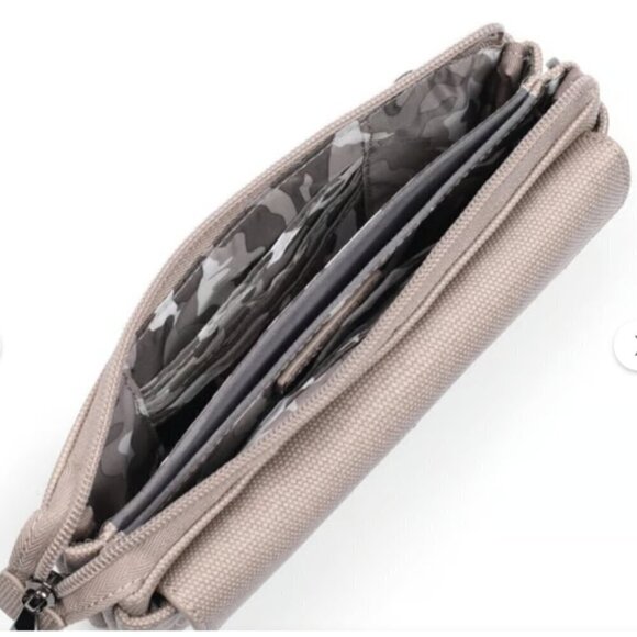 LUG- EUC- Blitz Matte Luxe VL Wallet - Picture 2 of 8